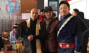 周厚林与云南著名歌手：高洪章、拉伯阿新一起